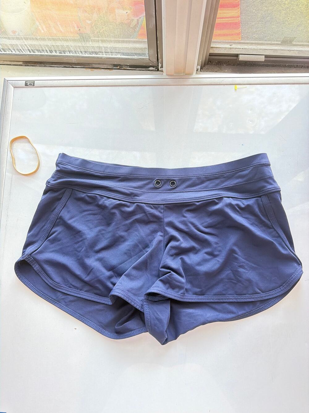 Athleta Mesh Trim Running Workout Lounge Shorts Navy Blue XS